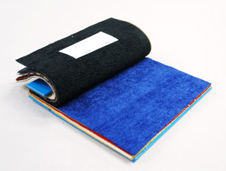 綴じ本 カーペット 建材 開く